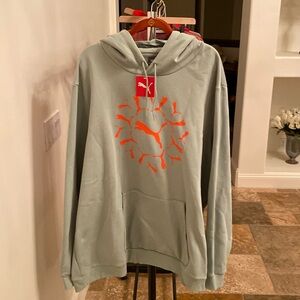 Puma hooded sweatshirt- Green Fog color - size 4XL.